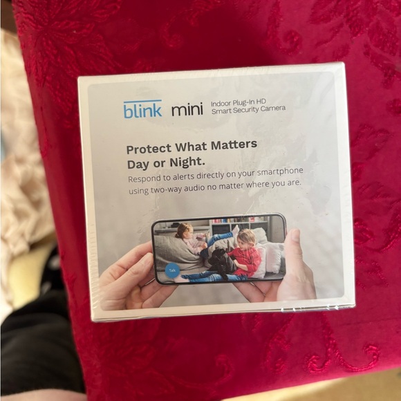 Blink Mini Indoor HD Smart Security Camera | Brand New Sealed | Alexa Compatible - Picture 3 of 3